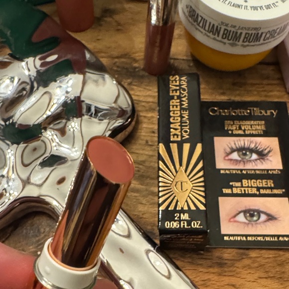 NIB Beauty and Skincare Sample Bundle - Picture 9 of 9